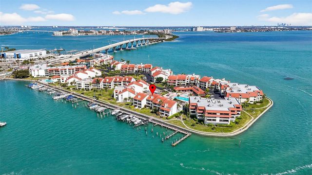 132 1ST STREET E 106, Tierra Verde, FL 33715