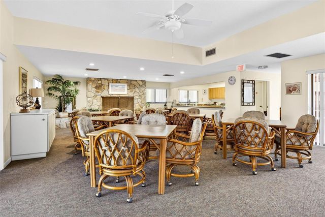 132 1ST STREET E 106, Tierra Verde, FL 33715