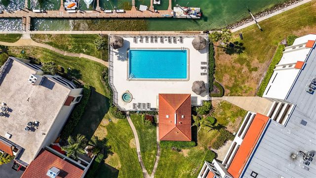 132 1ST STREET E 106, Tierra Verde, FL 33715