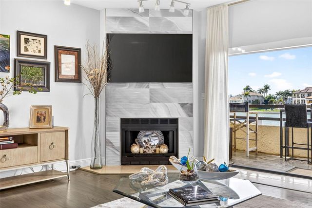 132 1ST STREET E 106, Tierra Verde, FL 33715