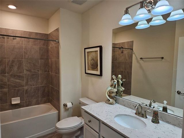 10039 CROOKED CREEK DRIVE 102, Venice, FL 34293