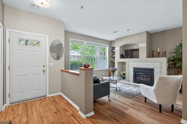 11304 Aberdeen Circle NE B, Blaine, MN 55449
