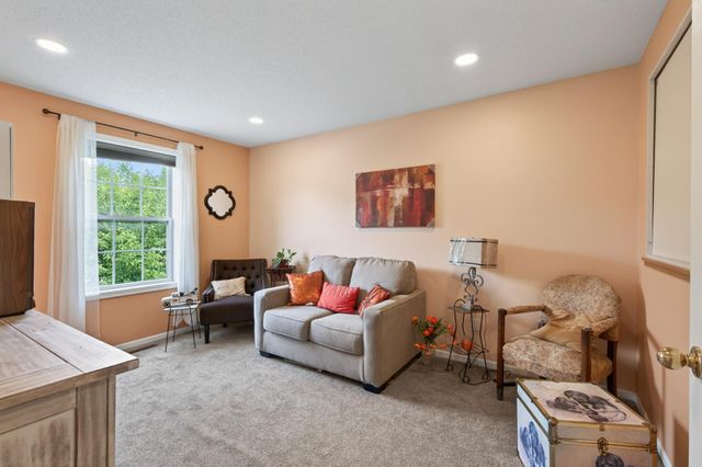 11304 Aberdeen Circle NE B, Blaine, MN 55449