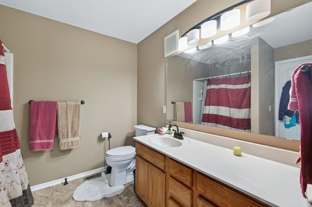 11304 Aberdeen Circle NE B, Blaine, MN 55449