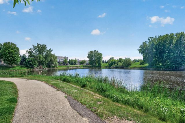 11304 Aberdeen Circle NE B, Blaine, MN 55449