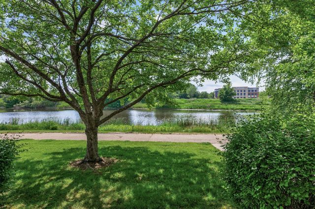 11304 Aberdeen Circle NE B, Blaine, MN 55449