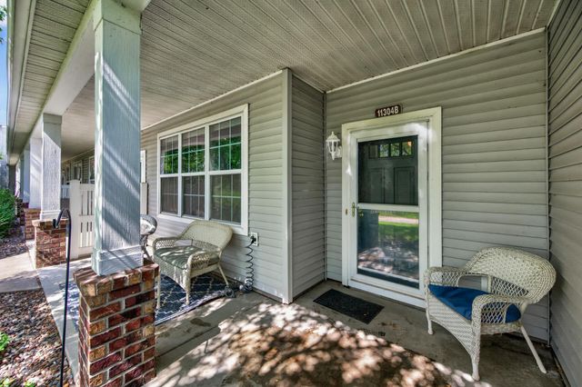 11304 Aberdeen Circle NE B, Blaine, MN 55449