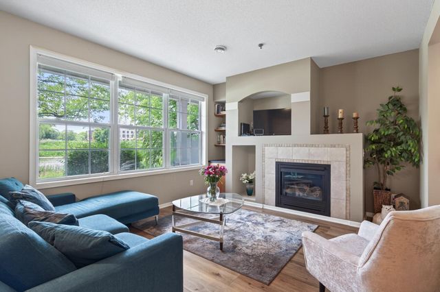 11304 Aberdeen Circle NE B, Blaine, MN 55449