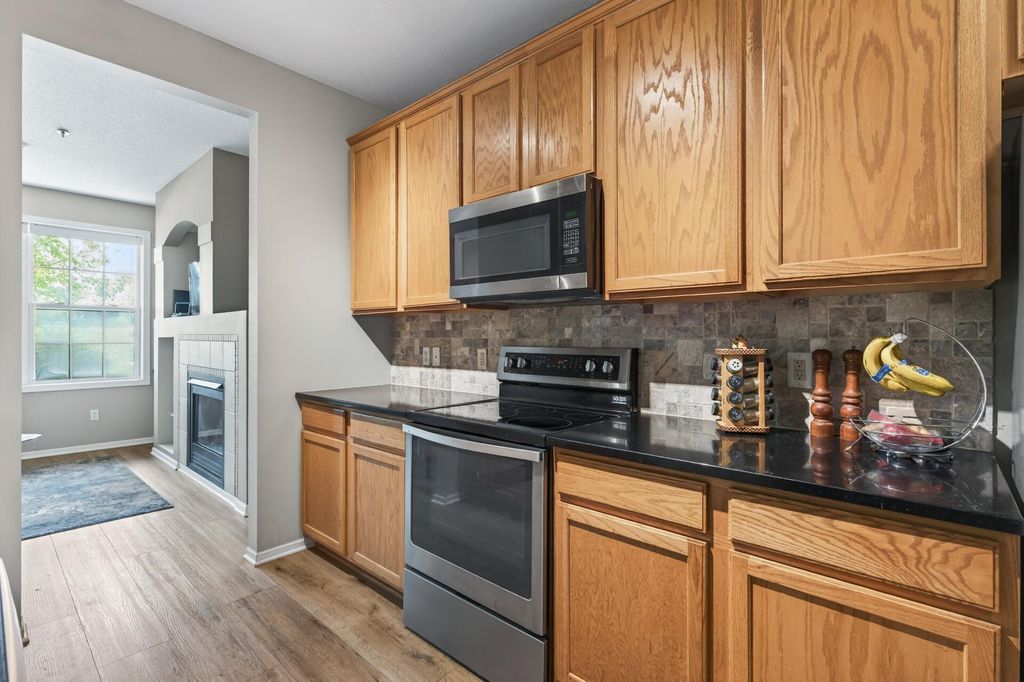 11304 Aberdeen Circle NE B, Blaine, MN 55449