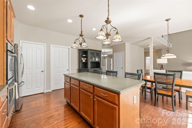 1906 Birchbrook Court, Harrisburg, NC 28075
