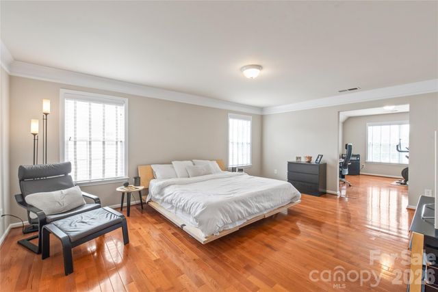 1906 Birchbrook Court, Harrisburg, NC 28075