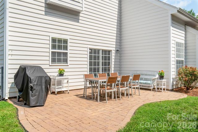 1906 Birchbrook Court, Harrisburg, NC 28075
