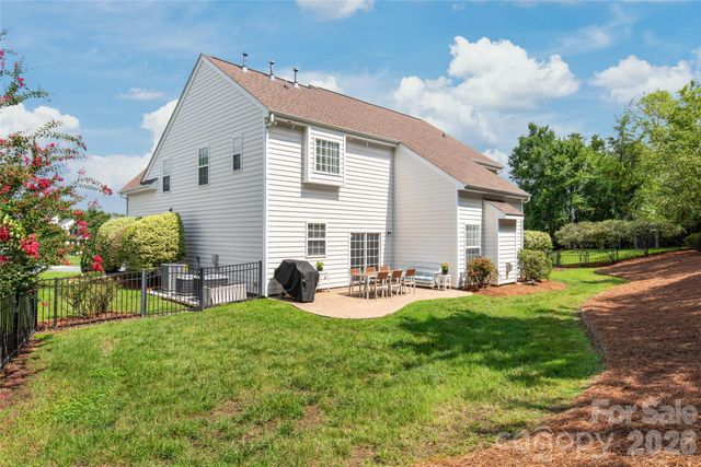 1906 Birchbrook Court, Harrisburg, NC 28075