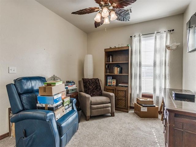 10121 Cottonwood Drive, Newalla, OK 74857