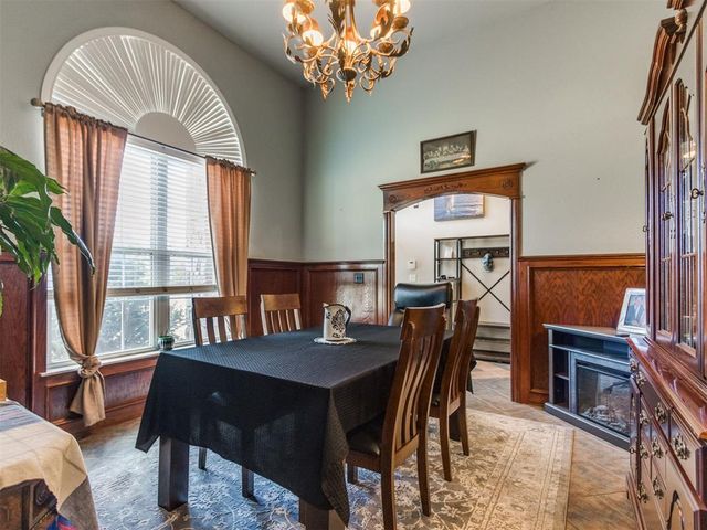 10121 Cottonwood Drive, Newalla, OK 74857