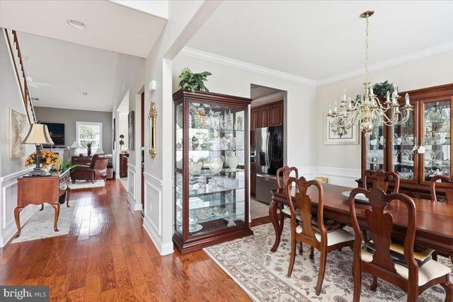 904 SWEET BRIAR CIR, Woodbury, NJ 08096
