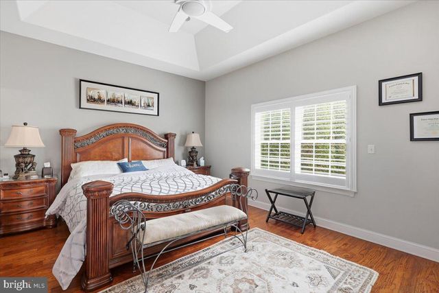 904 SWEET BRIAR CIR, Woodbury, NJ 08096