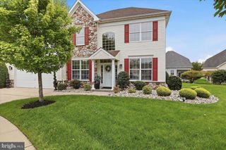 904 SWEET BRIAR CIR, Woodbury, NJ 08096