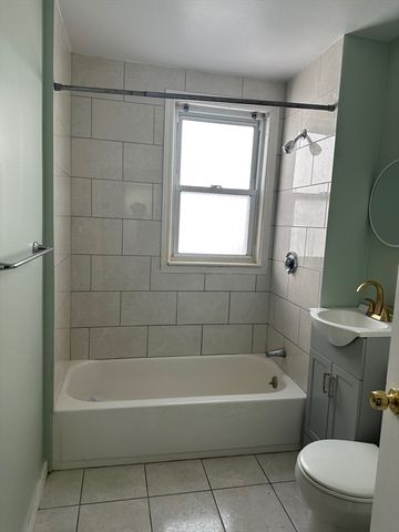 91 Marion 2, Somerville, MA 02143