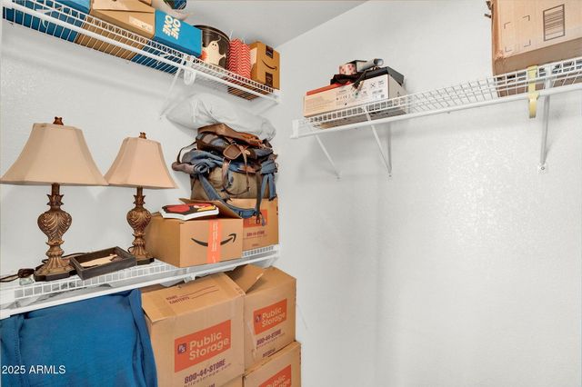 1714 W HIDDENVIEW Drive, Phoenix, AZ 85045