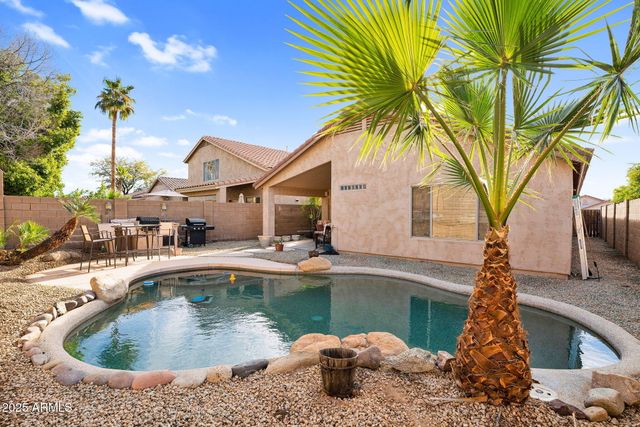 1714 W HIDDENVIEW Drive, Phoenix, AZ 85045