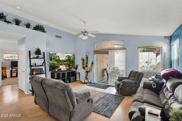 1714 W HIDDENVIEW Drive, Phoenix, AZ 85045