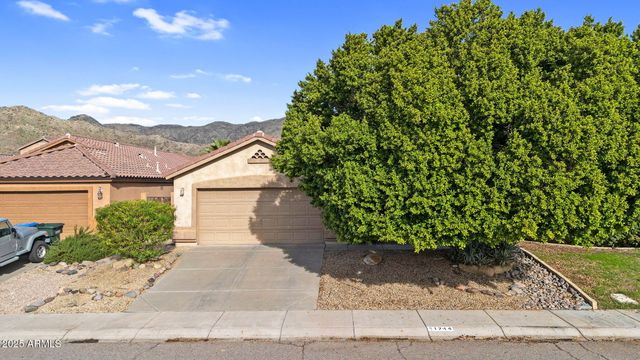 1714 W HIDDENVIEW Drive, Phoenix, AZ 85045