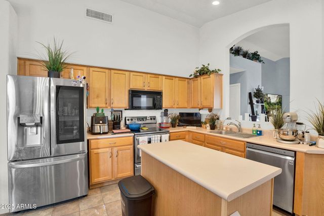 1714 W HIDDENVIEW Drive, Phoenix, AZ 85045