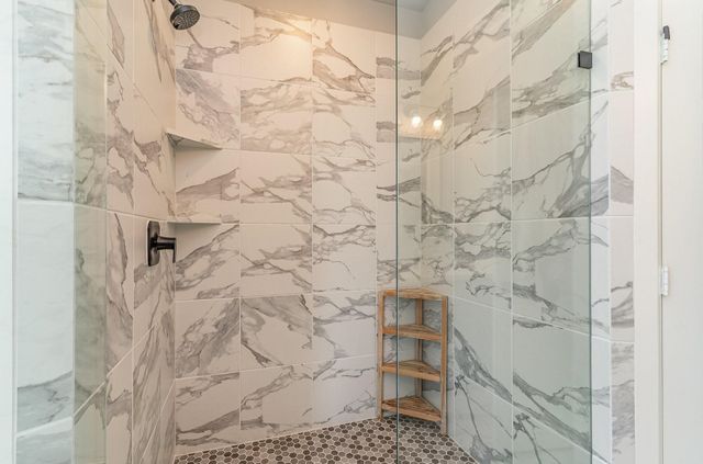 7104 Amber Grove Court, Dallas, TX 75231