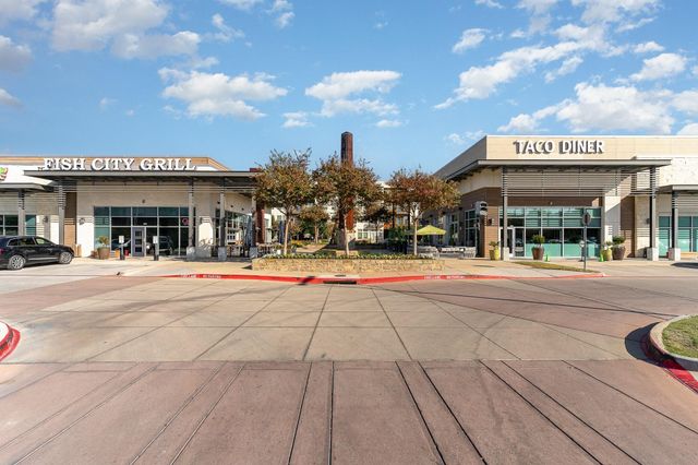 7104 Amber Grove Court, Dallas, TX 75231