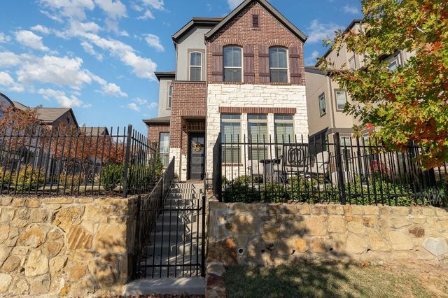 7104 Amber Grove Court, Dallas, TX 75231