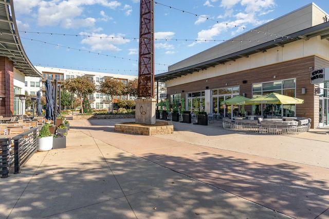 7104 Amber Grove Court, Dallas, TX 75231