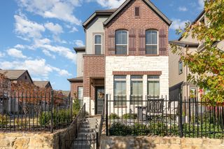 7104 Amber Grove Court, Dallas, TX 75231