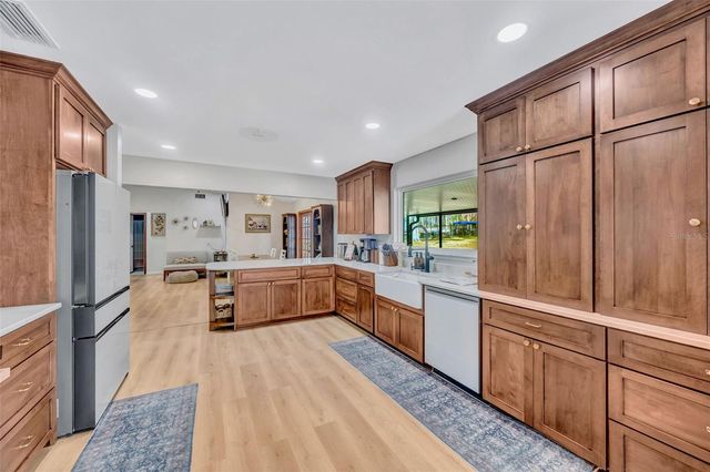 9642 SUNNYSLOPE LANE, Wesley Chapel, FL 33545