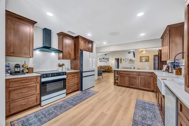 9642 SUNNYSLOPE LANE, Wesley Chapel, FL 33545