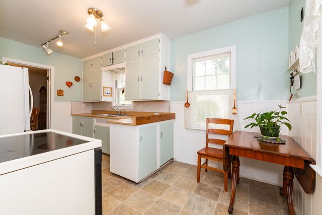 420 Evelyn Avenue, Kalamazoo, MI 49001