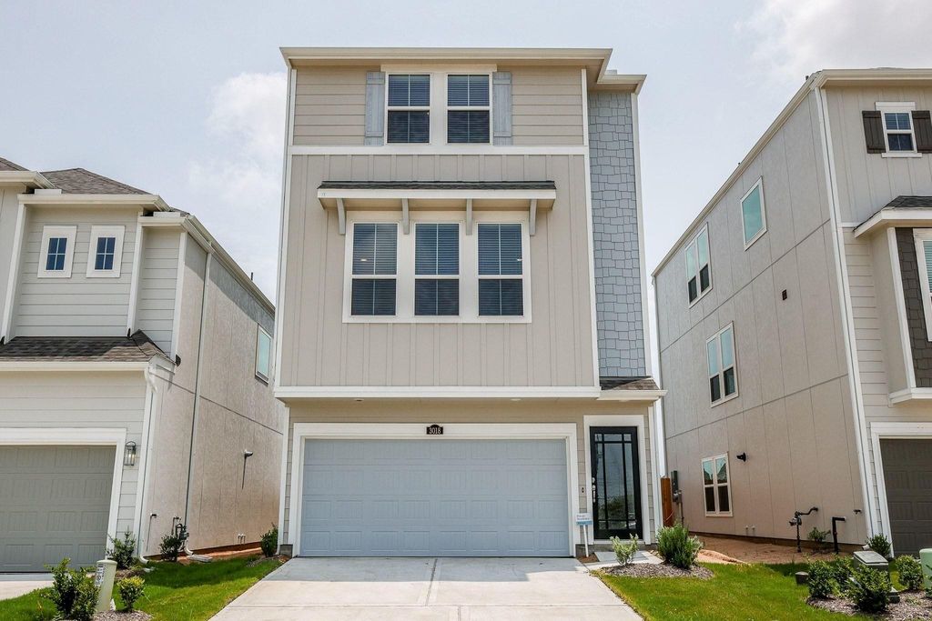 3018 Tres Olive Dr, Houston, TX 77047
