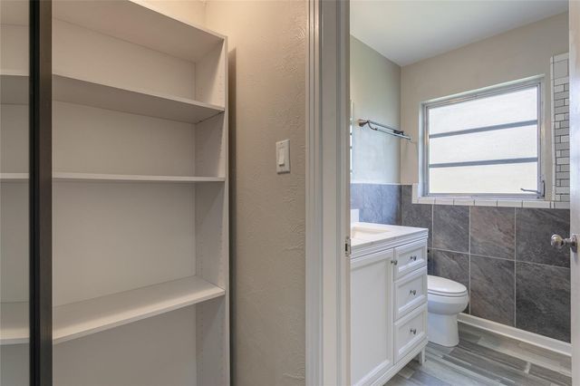 6518 WALTON WAY, Tampa, FL 33610