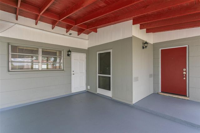 6518 WALTON WAY, Tampa, FL 33610