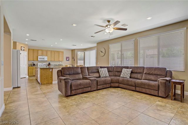 7703 West Mesa Verde Lane, Las Vegas, NV 89113