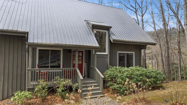 340 Eagle Circle, Dillard, GA 30537