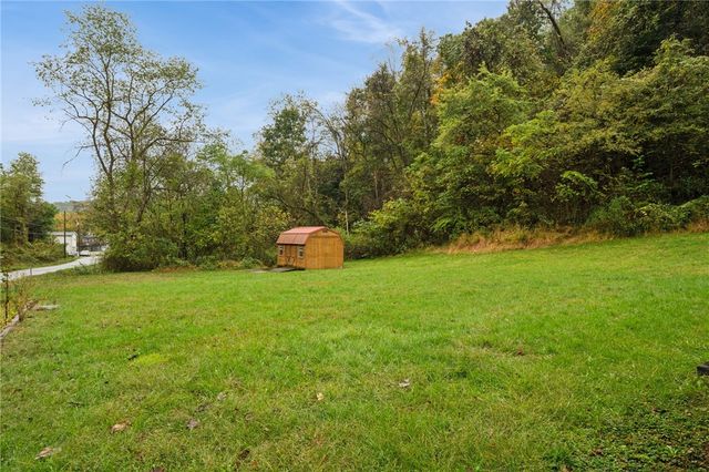 4314 Rostosky Ridge Rd, Forward Twp, PA 15063