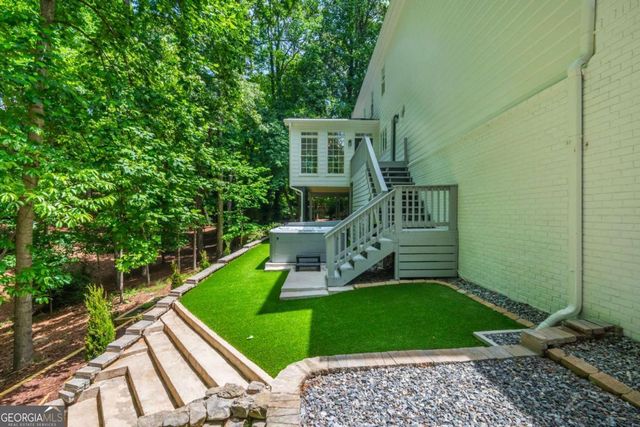 1250 Northcliff Trace, Roswell, GA 30076