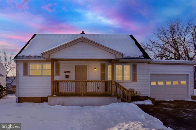 120 OAK HILL DR, Middletown, PA 17057