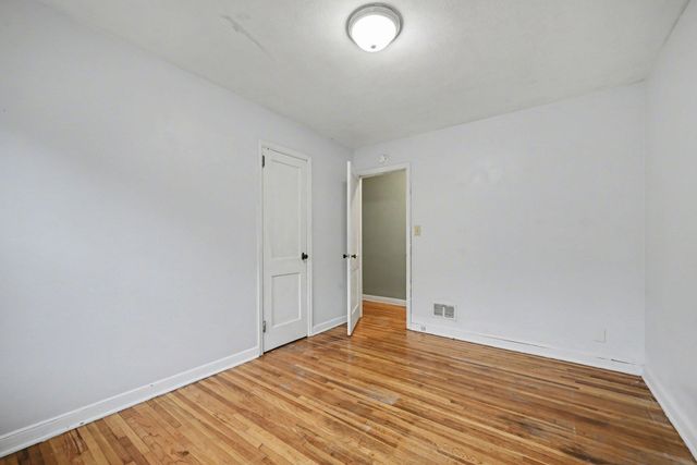 5528 Penn Avenue S, Minneapolis, MN 55419