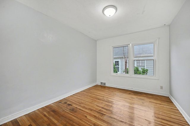 5528 Penn Avenue S, Minneapolis, MN 55419