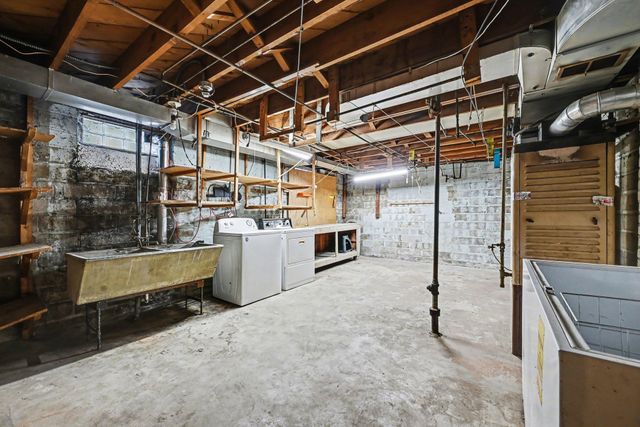 5528 Penn Avenue S, Minneapolis, MN 55419