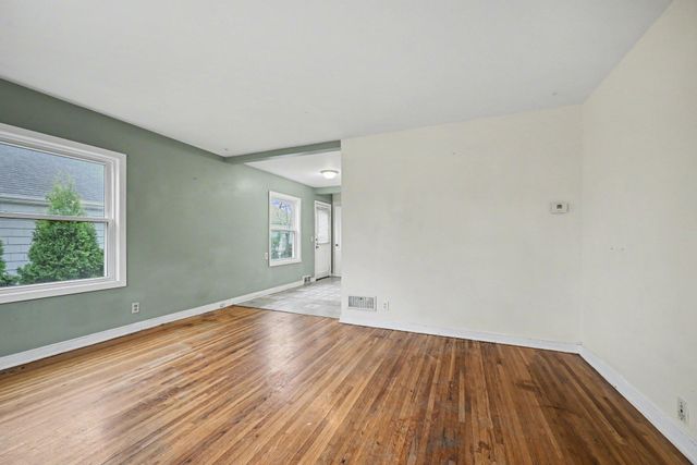 5528 Penn Avenue S, Minneapolis, MN 55419