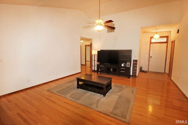 3906 Timber Point, Evansville, IN 47715