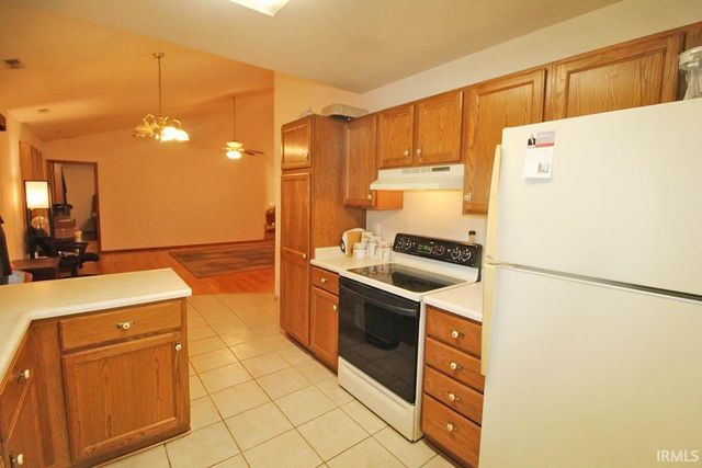 3906 Timber Point, Evansville, IN 47715